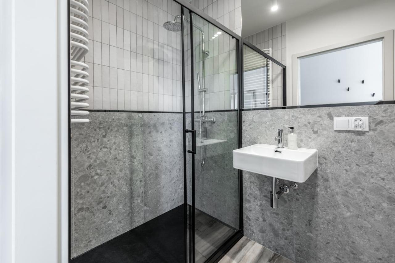 Apartamenty-Wroc Old Town Residence วรอตซวาฟ ภายนอก รูปภาพ