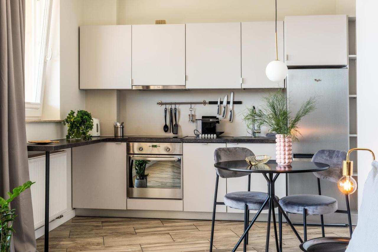 Apartamenty-Wroc Old Town Residence วรอตซวาฟ ภายนอก รูปภาพ